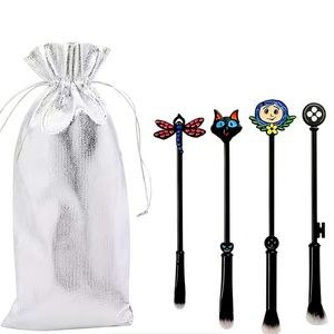 Coraline makeup brushes